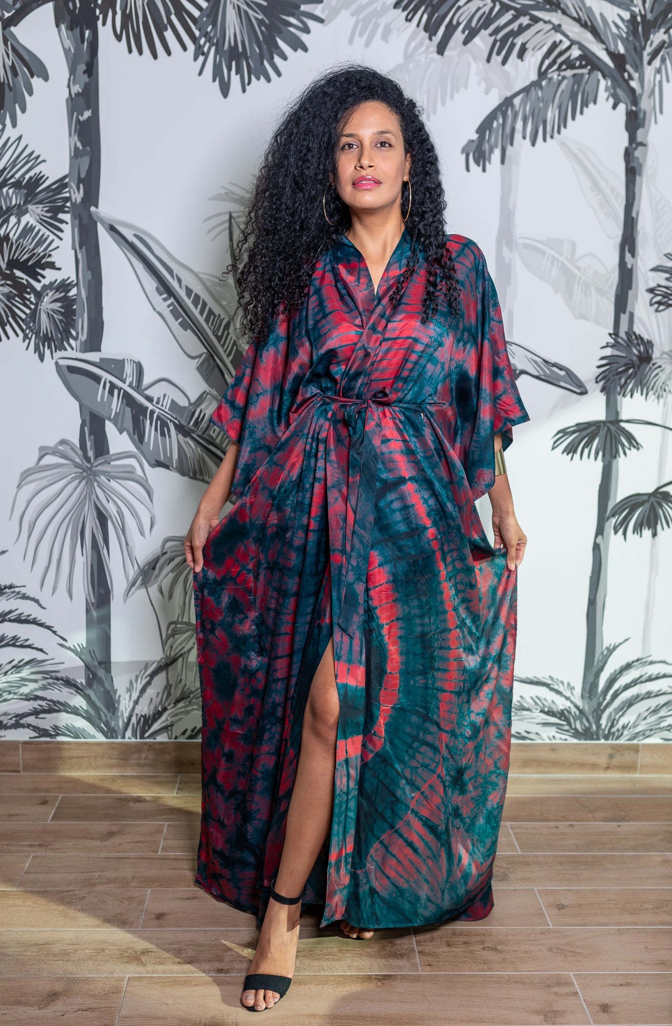 Geni Flowy Kaftan - Red + Blue