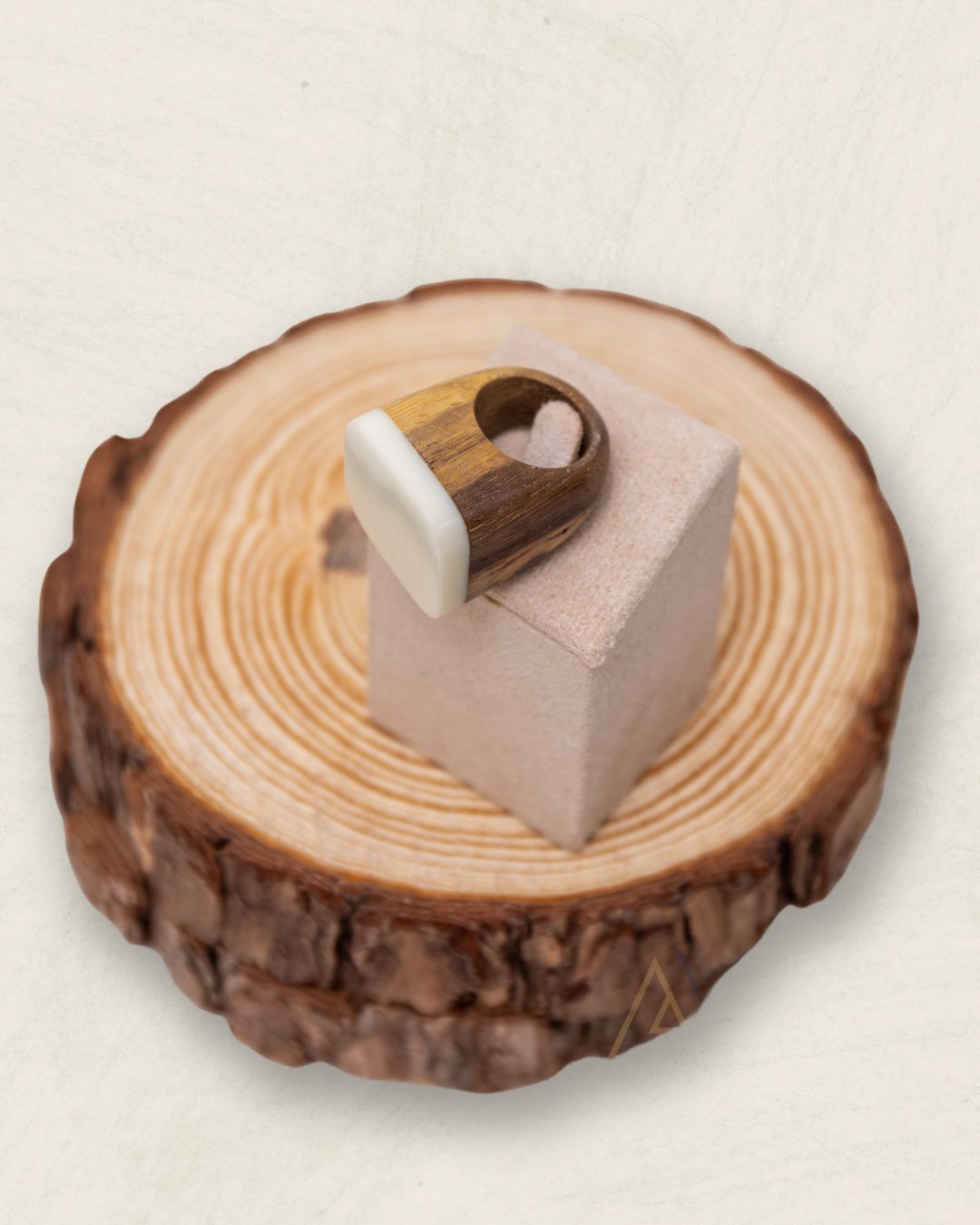 Standout Ring