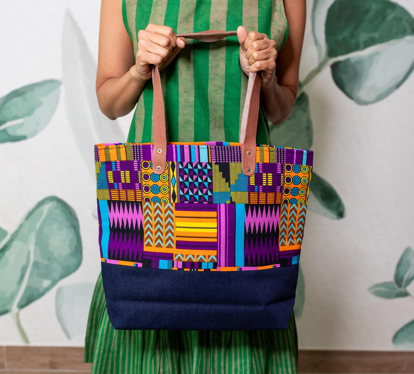 Hamer Tote Bag